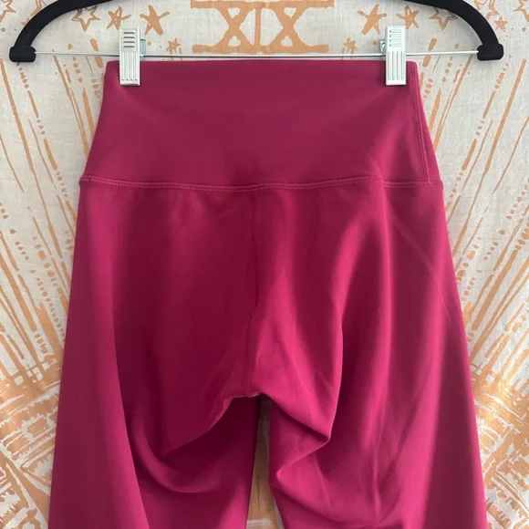 Lululemon Wunder Train Contour Fit 25” Leggings in Pomegranate size 4 - Picture 10 of 11